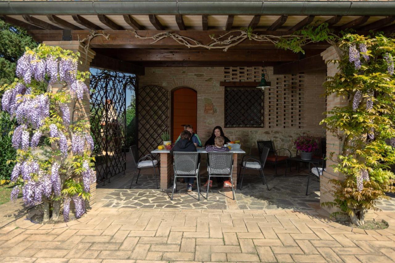 Agriturismo Canale Peccioli Exterior photo
