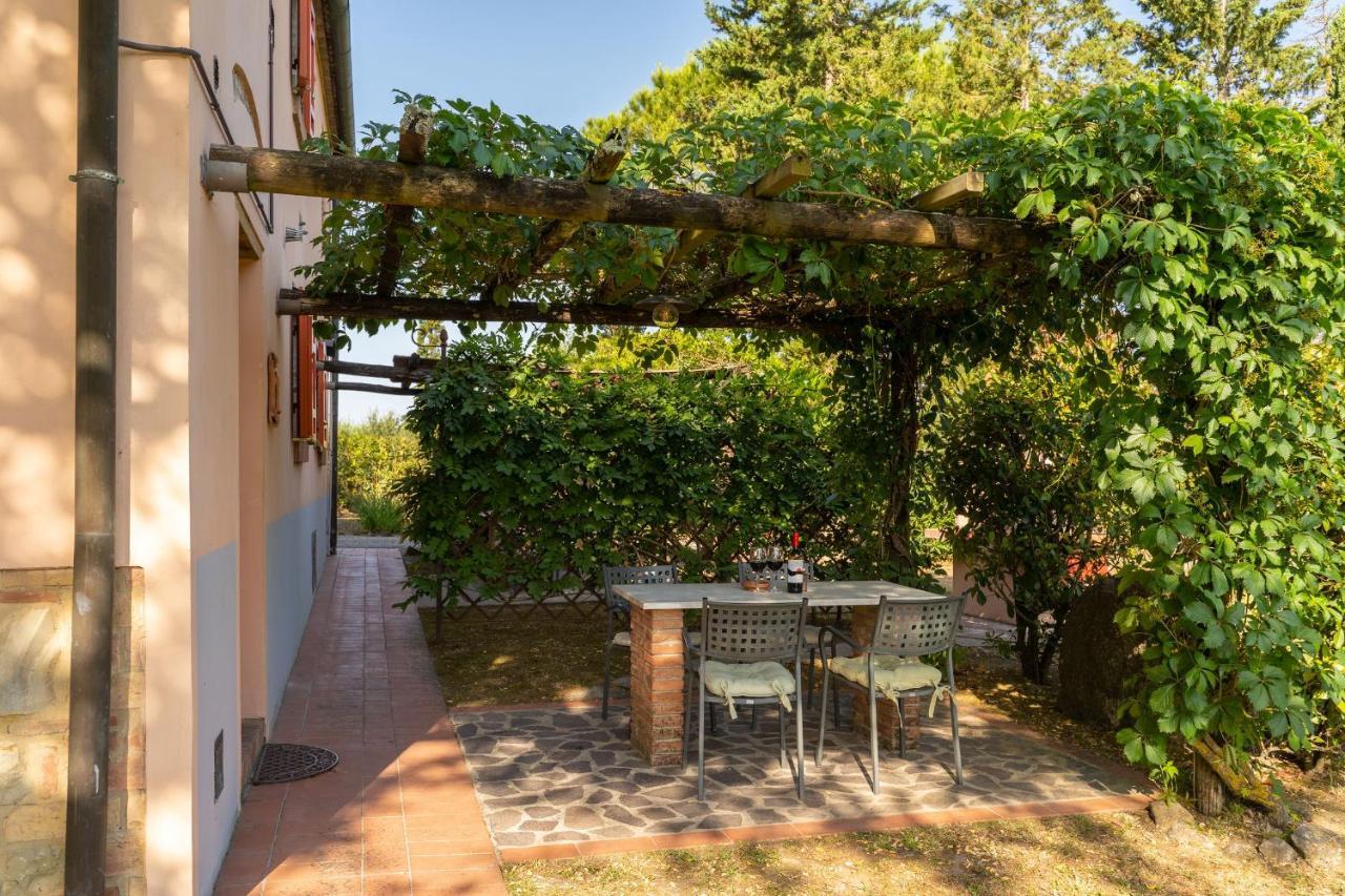 Agriturismo Canale Peccioli Exterior photo